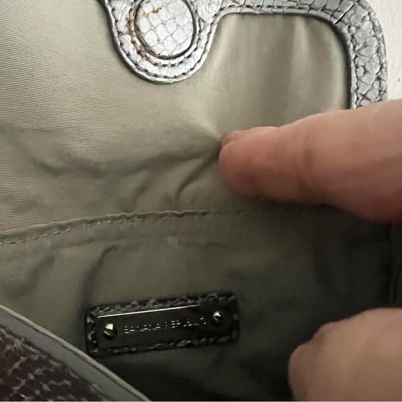 Leather small crossbody bag Banana Republic metallic silver on trend. - Picture 6 of 9